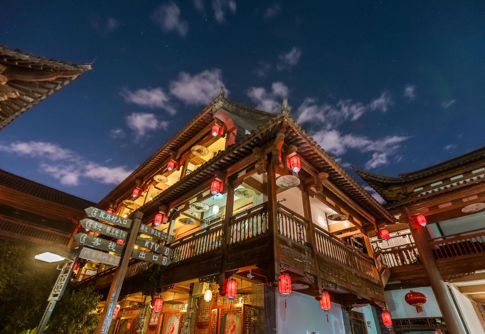 Erkaklar ozlarini sorib olishadi