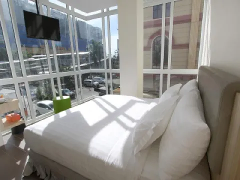 d'primahotel WTC Mangga Dua Hotels near IECA (Indonesian Exhibition Companies Association)