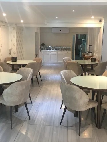 รูปภาพของซาช่า เฮ้าส์