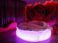 太原慕森酒店 - 玫瑰之约玫瑰电动发光床房