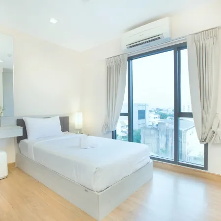 Park 19 Hotel Отели рядом с достопримечательностью «Торговый центр DONKI Thonglor»