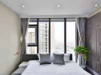 青岛白云公寓 - 全景现代欧式大床房