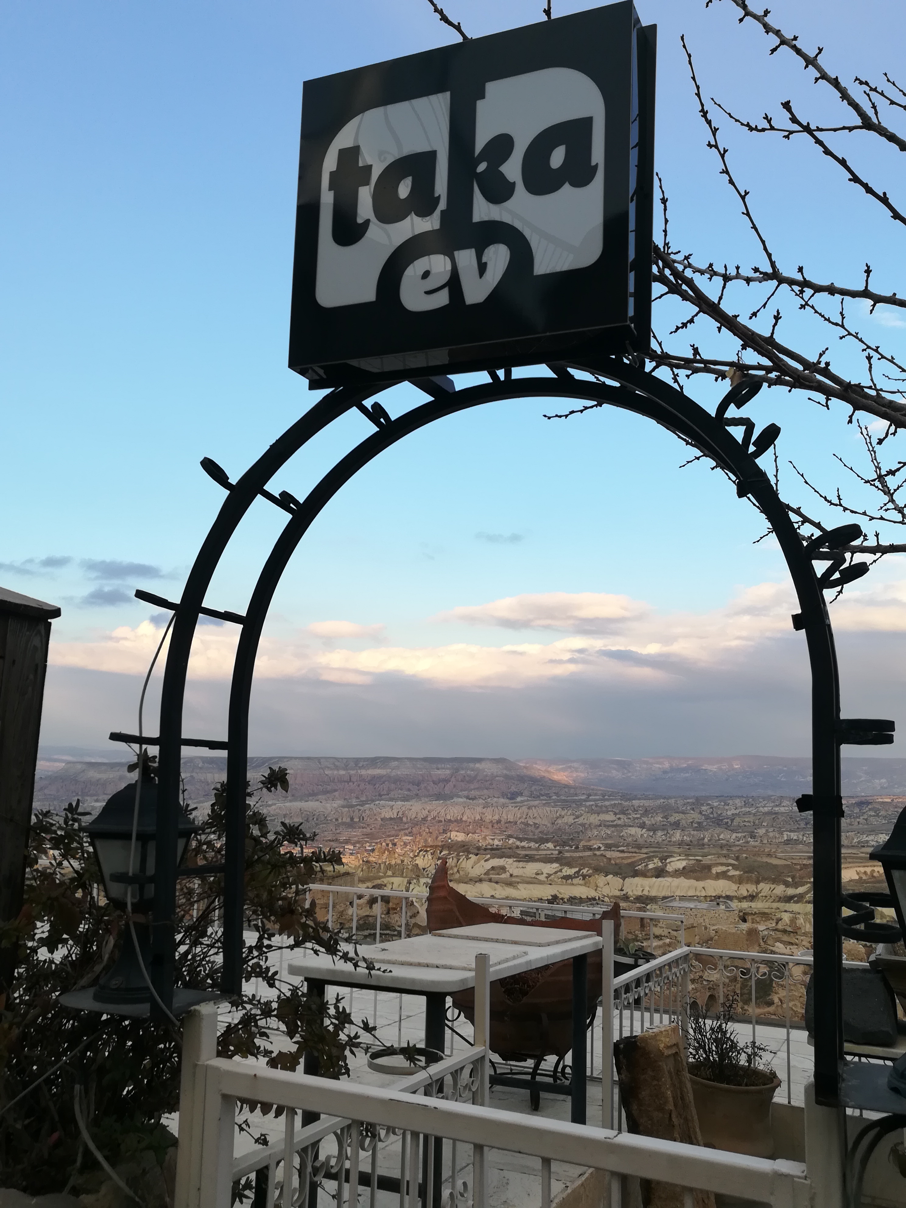 Takaev Cave Hotel