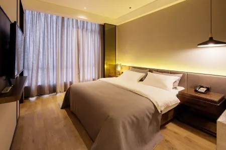 Aoyi Hotel