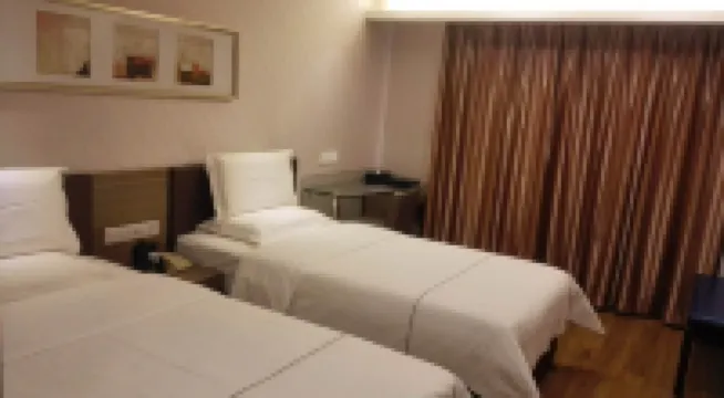 Shenzhen Futian Huaqiang South Feiyuan Hotel