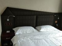赤峰融河宾馆 - 标准大床房