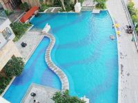 三亚大东海海边金茂海景公寓 - 室外游泳池