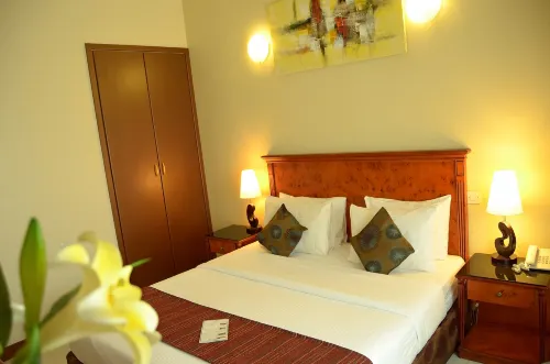 Nejoum Al Emarate Hotel Sharjah - ที่มีที่จอดรถ