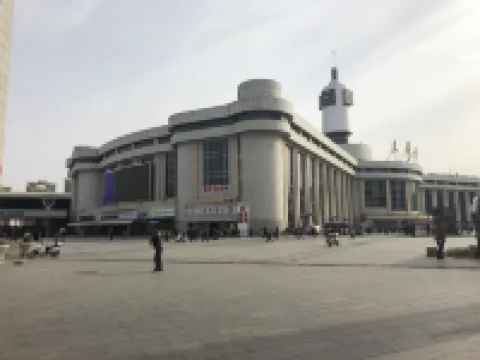 GreenTree Inn (Tianjin Zhanqian Square Zhixuan) Hotels near Tianjin Railway Station
