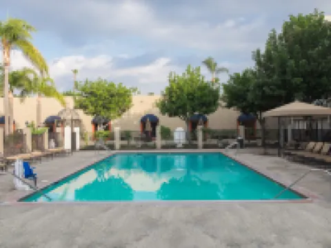 Howard Johnson by Wyndham Fullerton/Anaheim Conference Cntr Hoteles en Fullerton