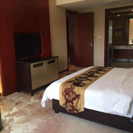 Leishan Defeng Kailong Hot Spring Hotel