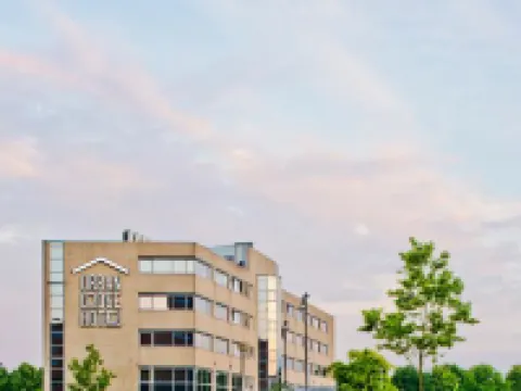 โรงแรมเออร์บัน ลอดจ์ โรงแรมในอัมสเตอร์ดัม