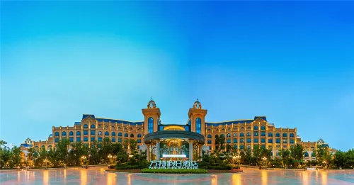 Fantawild Holiday Hotel