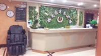 Quxian Jinshangyuan Business Hotel