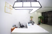 Yiren Business Hotel