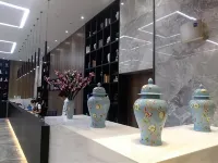 Perth Crown International Hotel Hotel di Fenyi