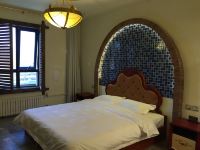 白马城堡酒店 - 豪华大床房