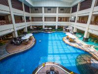 盘锦红海湿地温泉乐园酒店 - 室内游泳池