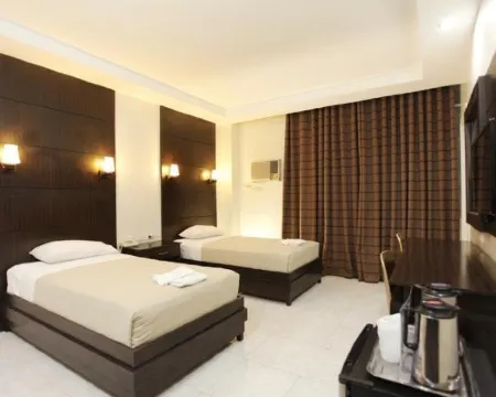 โรงแรมแกรนด์แอสทอเรีย โรงแรมในซัมโบอังกา