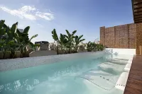 فندق مونيومينت - مسبح على السطح