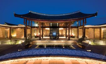 Banyan Tree Lijiang