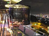 Crown Vista Hotel - bar