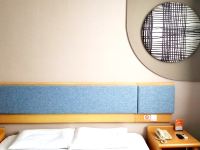 如家酒店(武汉同济医院建设大道店) - 标准双床房