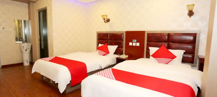 Home Inn Huayi Hotel (Heihe Central Pedestrian Street) Hotels in Heihe