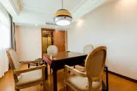 Jishou Qihang Hotel (Jishou University)