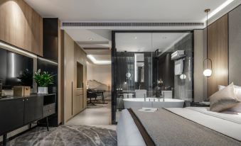 The Kuan Hotel(Rail Transit Line 3 YuanYang Station)