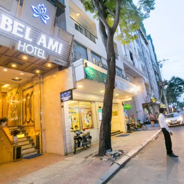La Paix SÀI GÒN - Boutique Hotel Отели рядом с достопримечательностью «Манна»