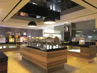 Royal Group Hotel Ho Yi Branch Hotell i Dashu District
