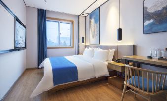 Baihe Hotel (Zhengzhou Futa East Subway Station Branch)