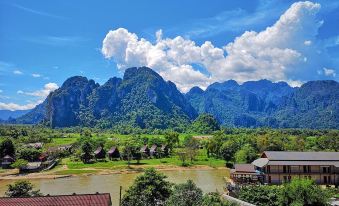 Amari Vang Vieng