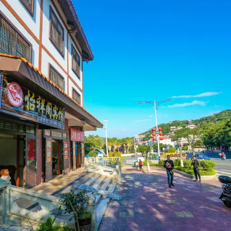 Weizhou Island Yixiangge Inn