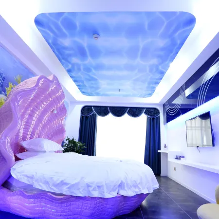 Tongjiang Youth Memory Theme Hotel