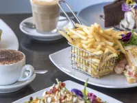 Wyndham Hotel Surfers Paradise Hotels near SkyPoint Climb