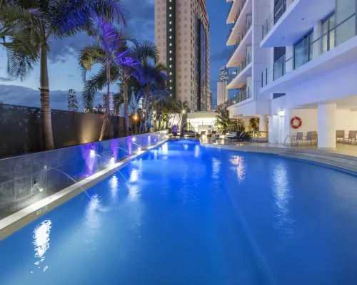 Wyndham Hotel Surfers Paradise Hotels near SkyPoint Climb