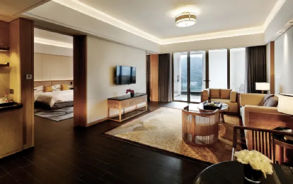 Biquan Kongzhong Hot Spring Hotel