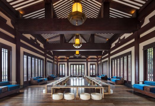 화칭 팰리스 리조트 & 스파