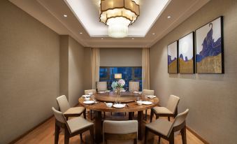 Ramada Encore Wuhan Health Valley (Tongji Hospital Zhongfa New City Branch)