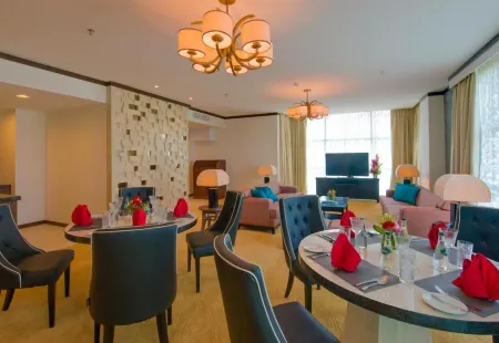 Adya Hotel Langkawi Отели рядом с достопримечательностью «Wat Koh Wanararm Langkawi»