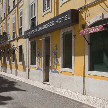 Turim Restauradores Hotel Отели рядом с достопримечательностью «Железнодорожный вокзал Росиу»