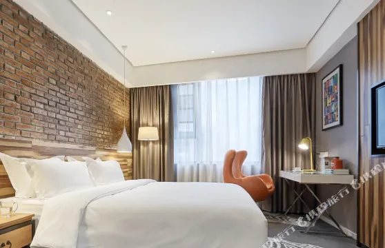 信陽橙子精品酒店（和美廣場店）