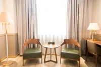 Hanzhong Ambassador Hotel