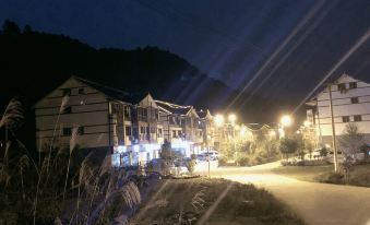 Lingxiu Shanzhuang Hotel Fanjing Mountain