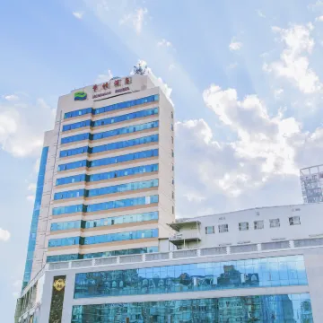UChoice Hotel Hotel berhampiran Kuil Yuantong