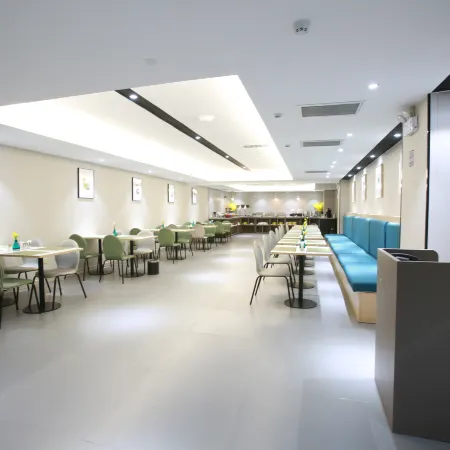 Homeinn Selected Hotel (Sanmenxia High-speed Railway South Station)