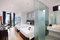 Crown Hotel Nha Trang - piscina