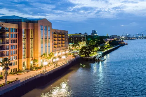 Marriott Savannah Riverfront Hotels in Savannah